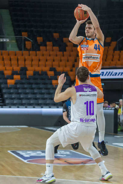 的联赛之一 的联赛之一