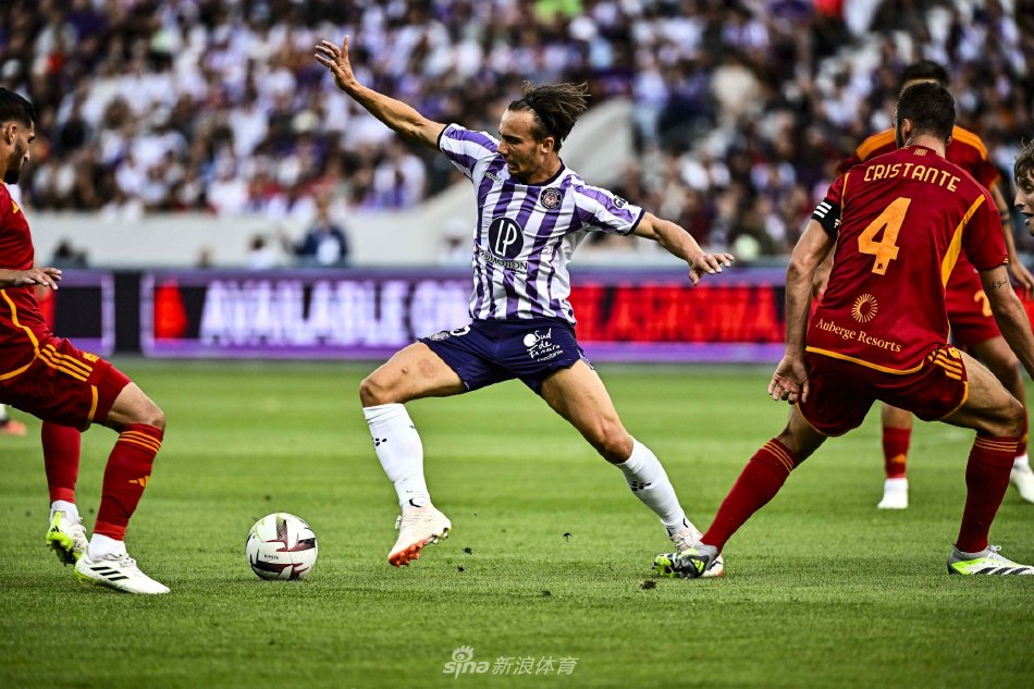 舞台上展现 舞台上展现